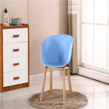 Fauteuil en plastique